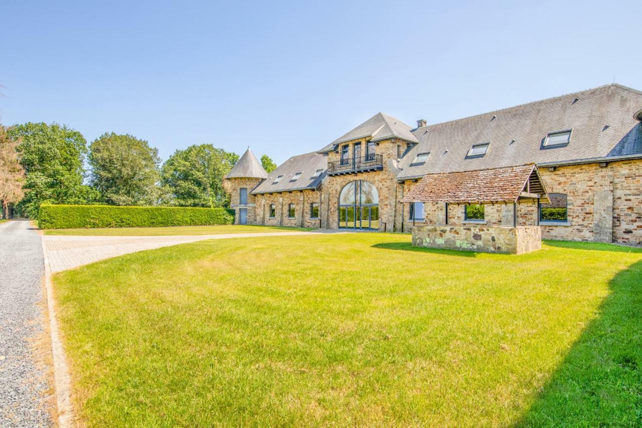Domaine De Ronchinne - Chateau Et Ecuries Maillen