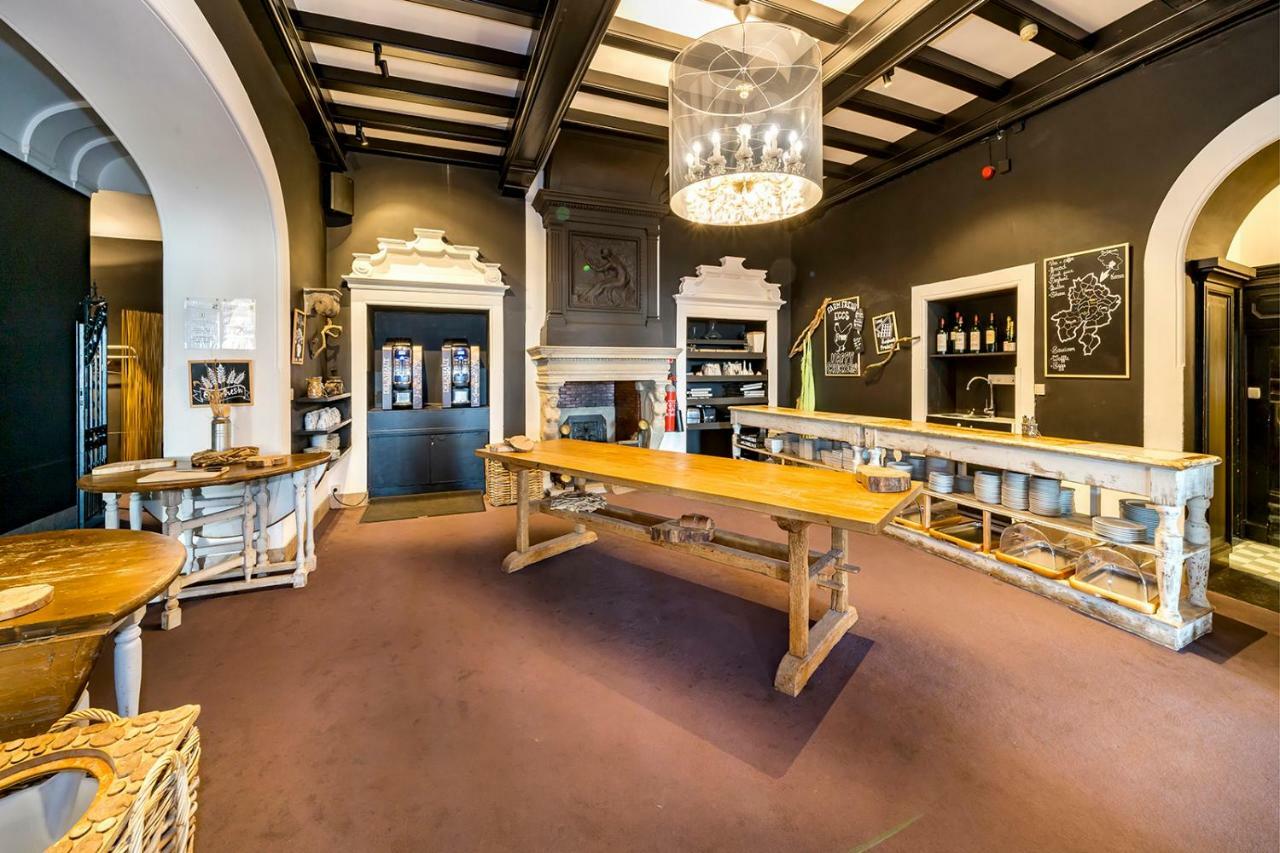Domaine De Ronchinne - Chateau Et Ecuries Hotel
